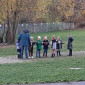 Kinder im Freien beim Spielen